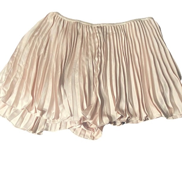 Anthropologie Pleated Satin Mini Skirt Shorts Women’s XXL Pink Rose Skort Pocket - Picture 4 of 9
